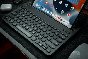 Read more about the article Best Tablet with Keyboard Options for Enhanced Productivity 2024