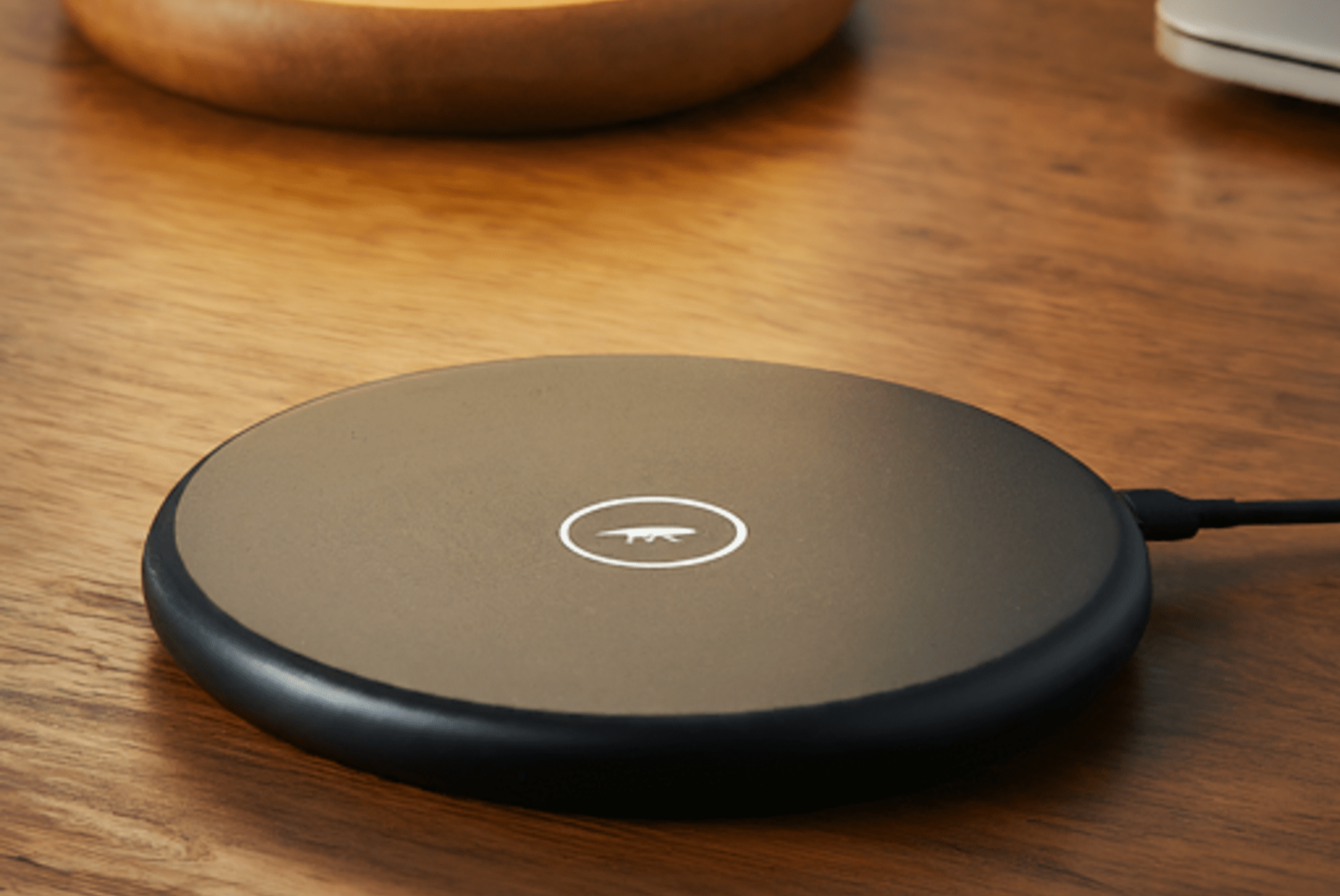 Read more about the article Best Wireless Charger for Tablet Review (2022 release)